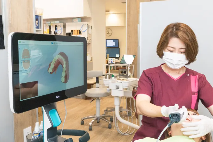 03.口腔内3Dスキャナーで歯型取りの負担軽減